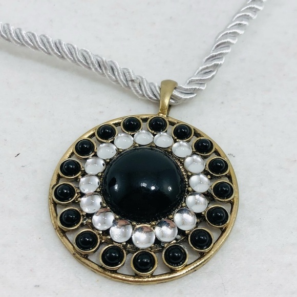 Women Necklace 16" Big Round Statement Pendant Rope Retro Boho Fashion Costume - Picture 1 of 11